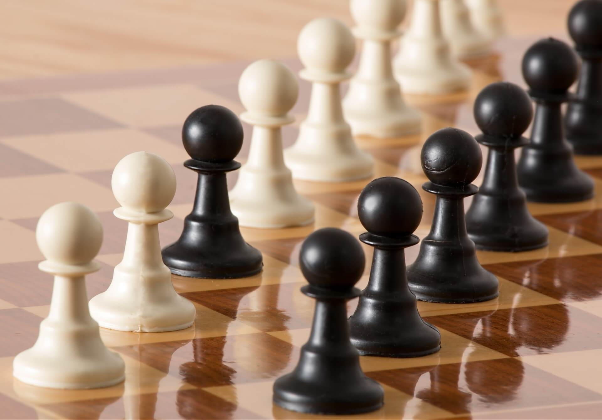 To Chess pros, what are the three best Chess moves to start out your game?  - Quora